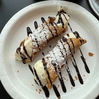 Da! Cannoli